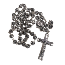 Cargar imagen en el visor de la galería, Terço Metal c/ Rosas
