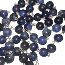 Laden Sie das Bild in den Galerie-Viewer, Terço Pedra Sodalite Azul
