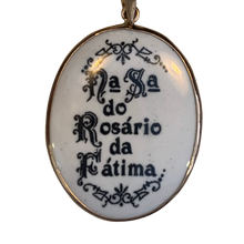 Cargar imagen en el visor de la galería, Medalha Aparição Nª Srª de Fátima

